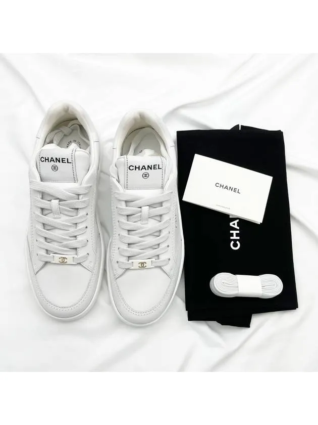 23A Sneakers Gold Logo Lettering White G45085