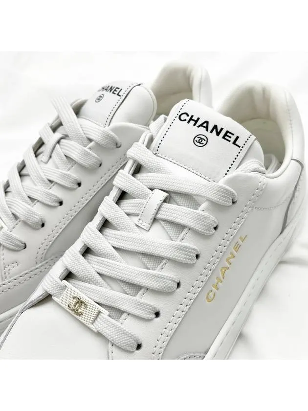 23A Sneakers Gold Logo Lettering White G45085