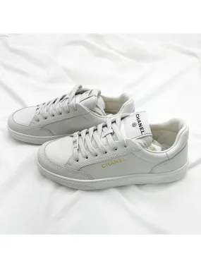 23A Sneakers Gold Logo Lettering White G45085