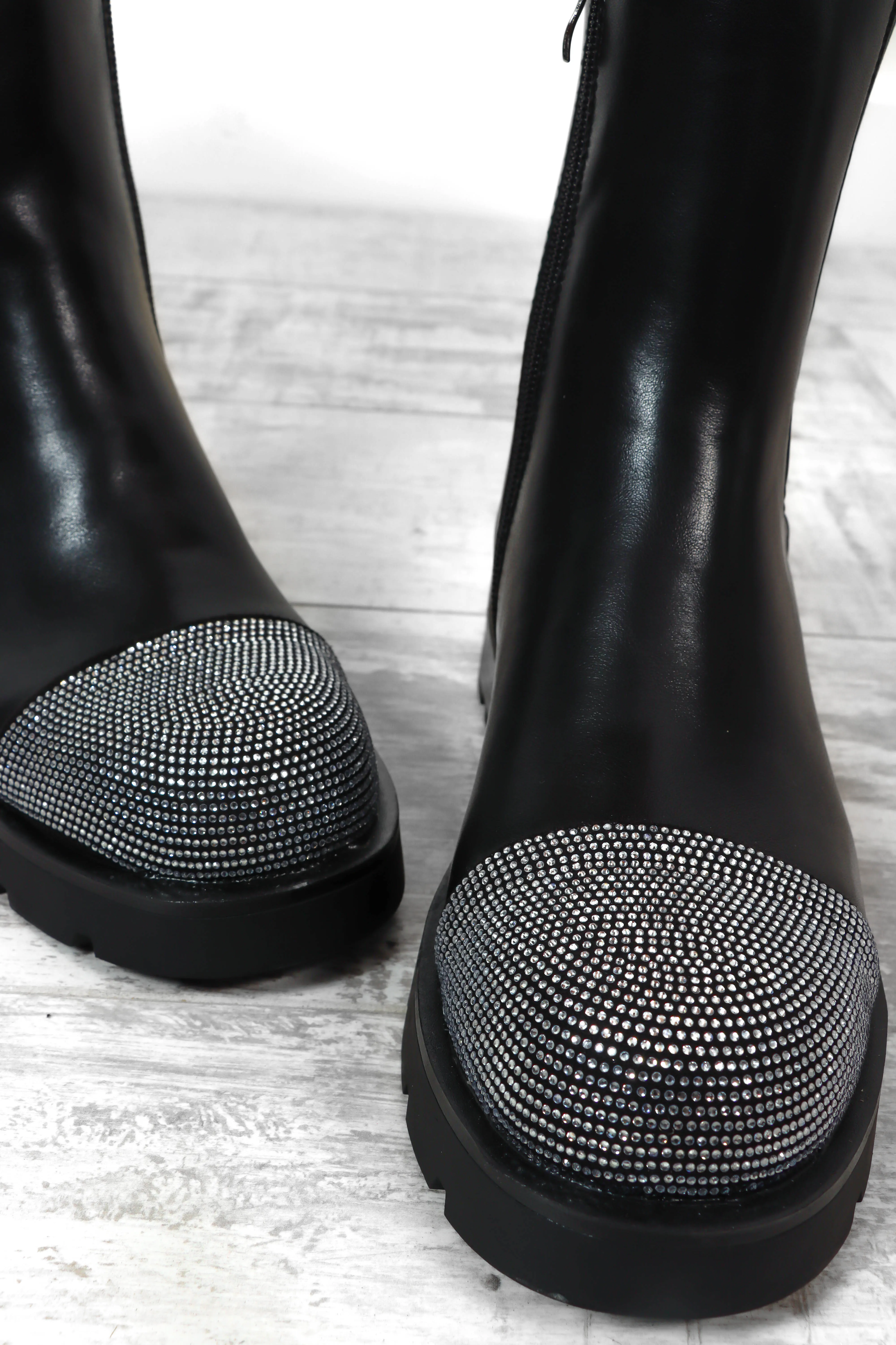 A Twinkle In Your Eye - Black Silver Embellished Boots