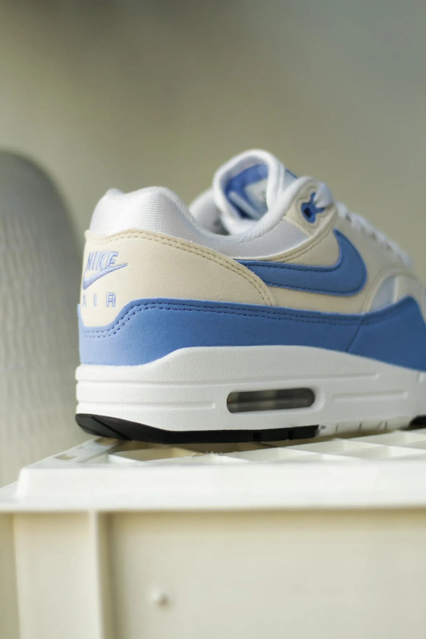 W AIR MAX 1 "ROYAL PULSE"